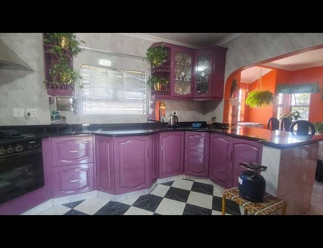 3 BEDROOM HOUSE FOR SALE IN ORIENT HEIGHTS